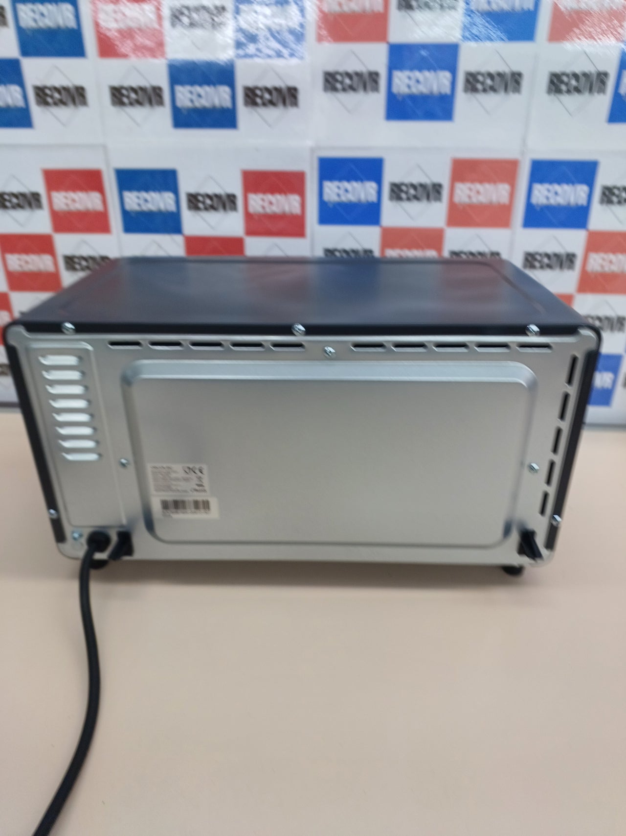 Horno sobremesa 10L 1000W hasta 230ºC - Cecotec