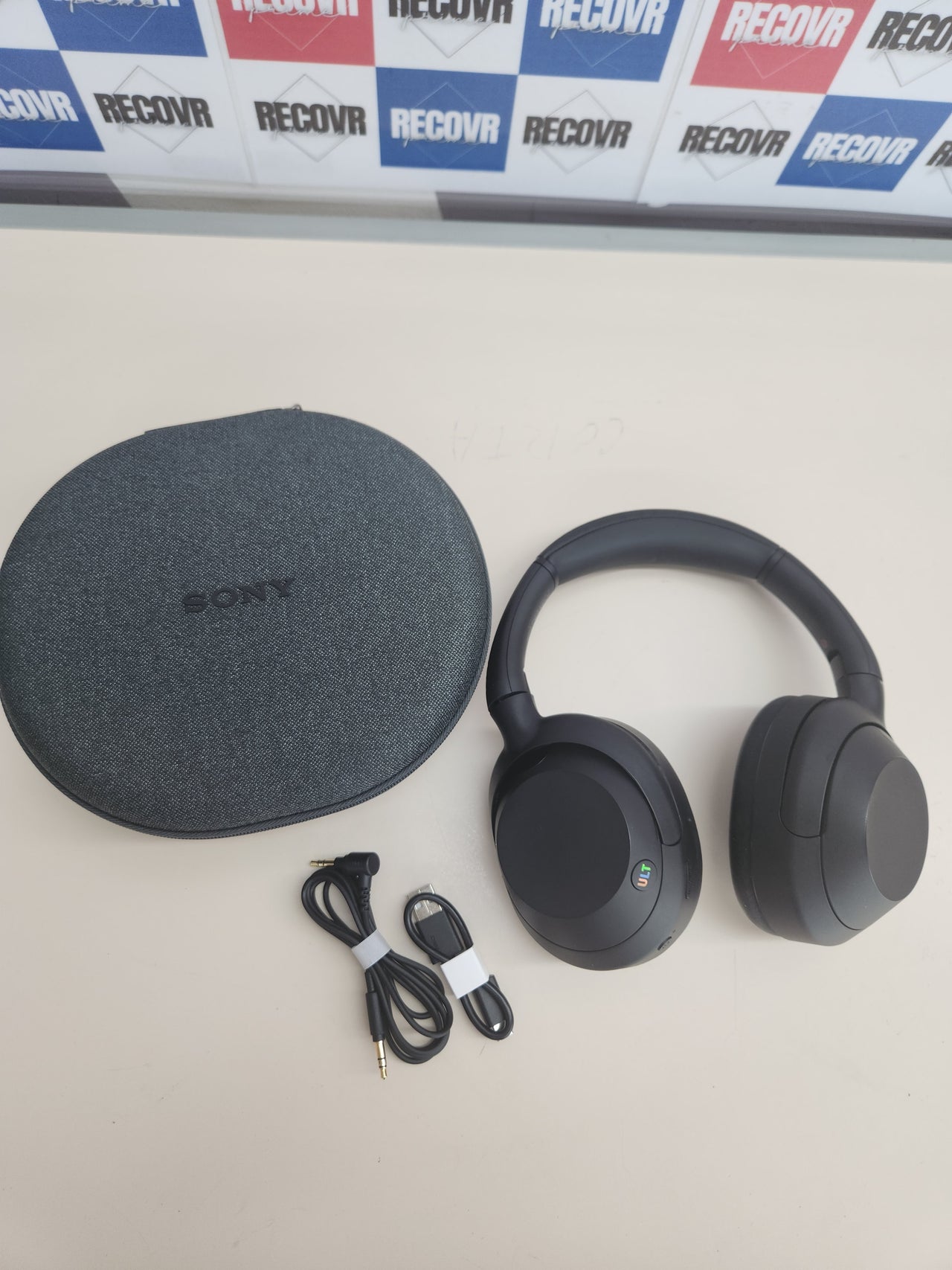 Auriculares Sony ULT Wear con Noise Cancelling