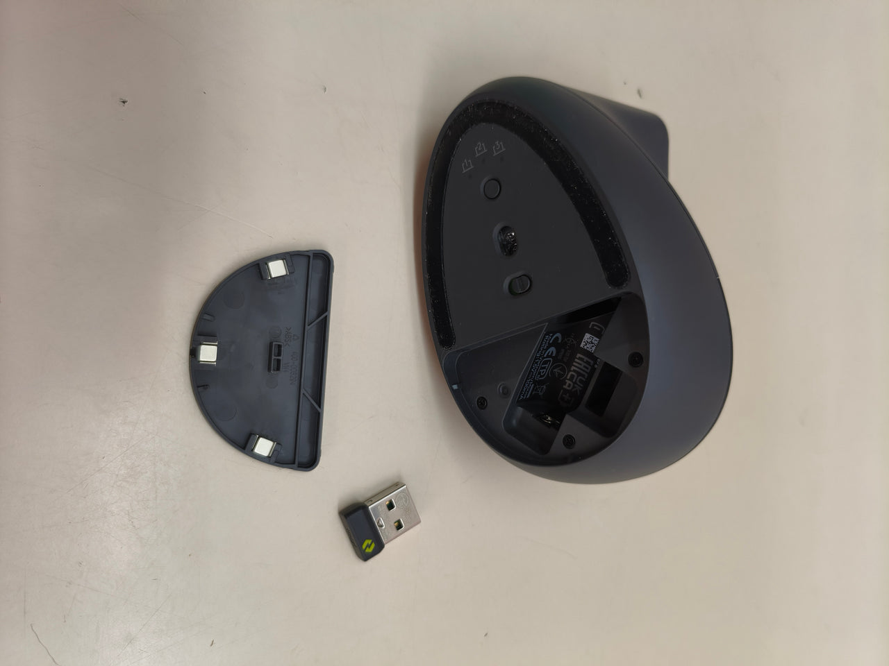Ratón ergonómico vertical inalámbrico Logitech Lift