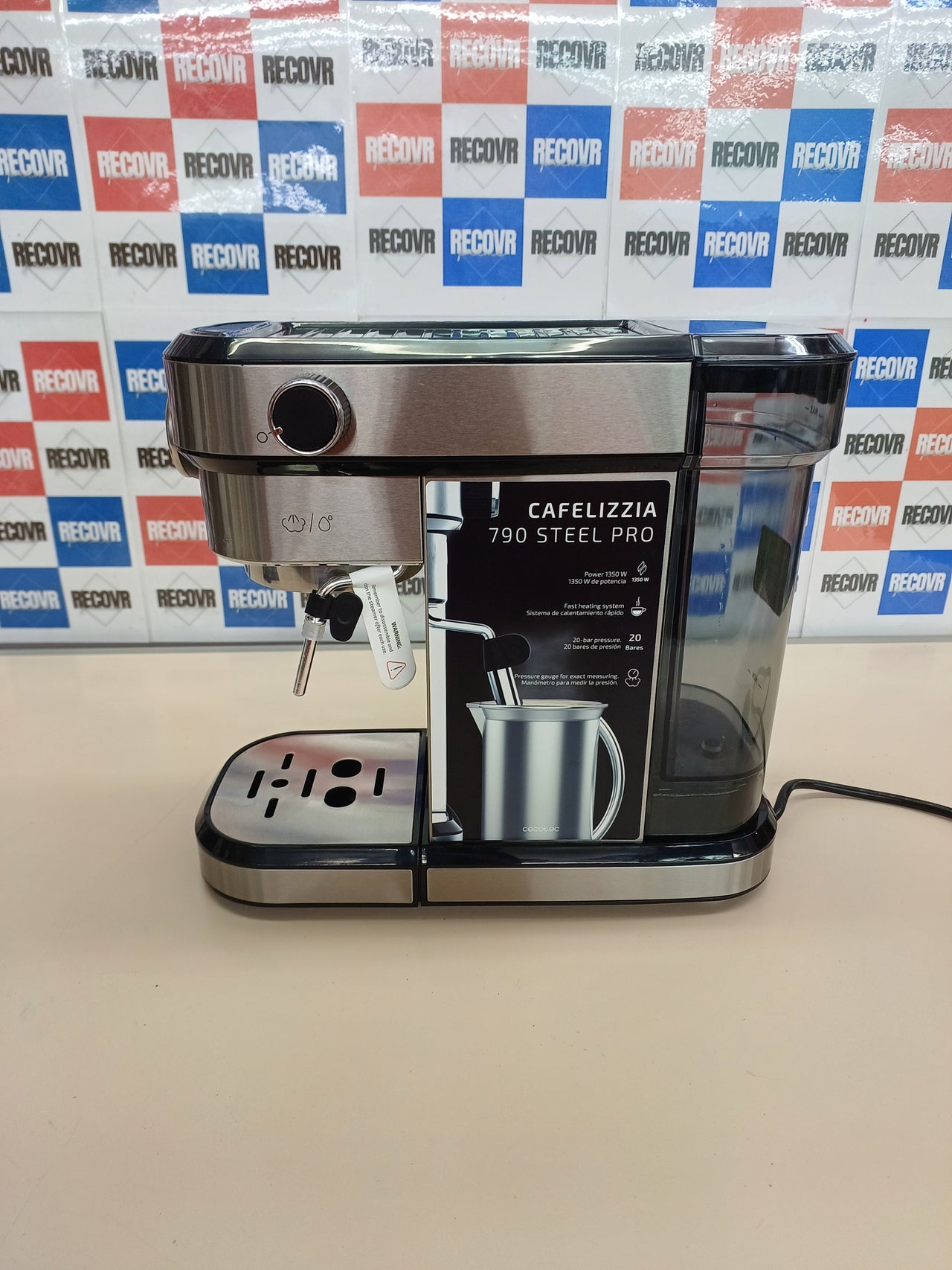 Cafetera Espresso y Cappuccino Cecotec Cafelizzia 790