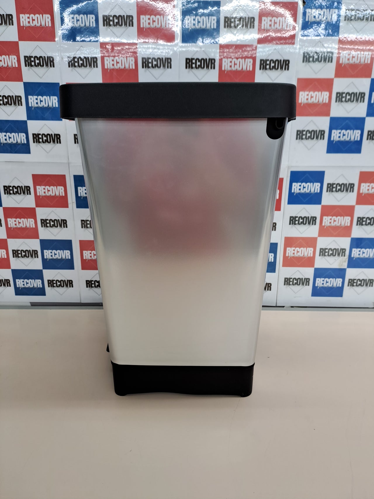 Cubo basura 21L pedal plástico resistente Tatay
