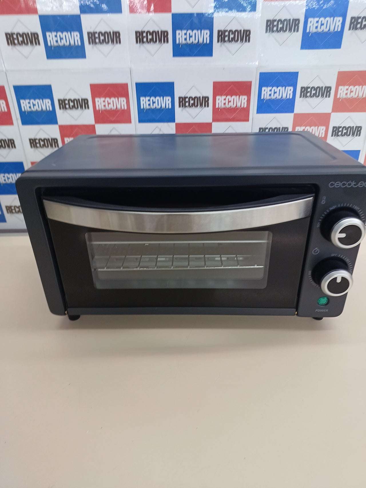 Horno sobremesa 10L 1000W hasta 230ºC - Cecotec