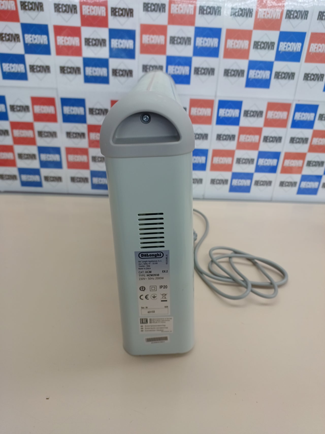 Calefactor 2000W compacto y regulable De'Longhi