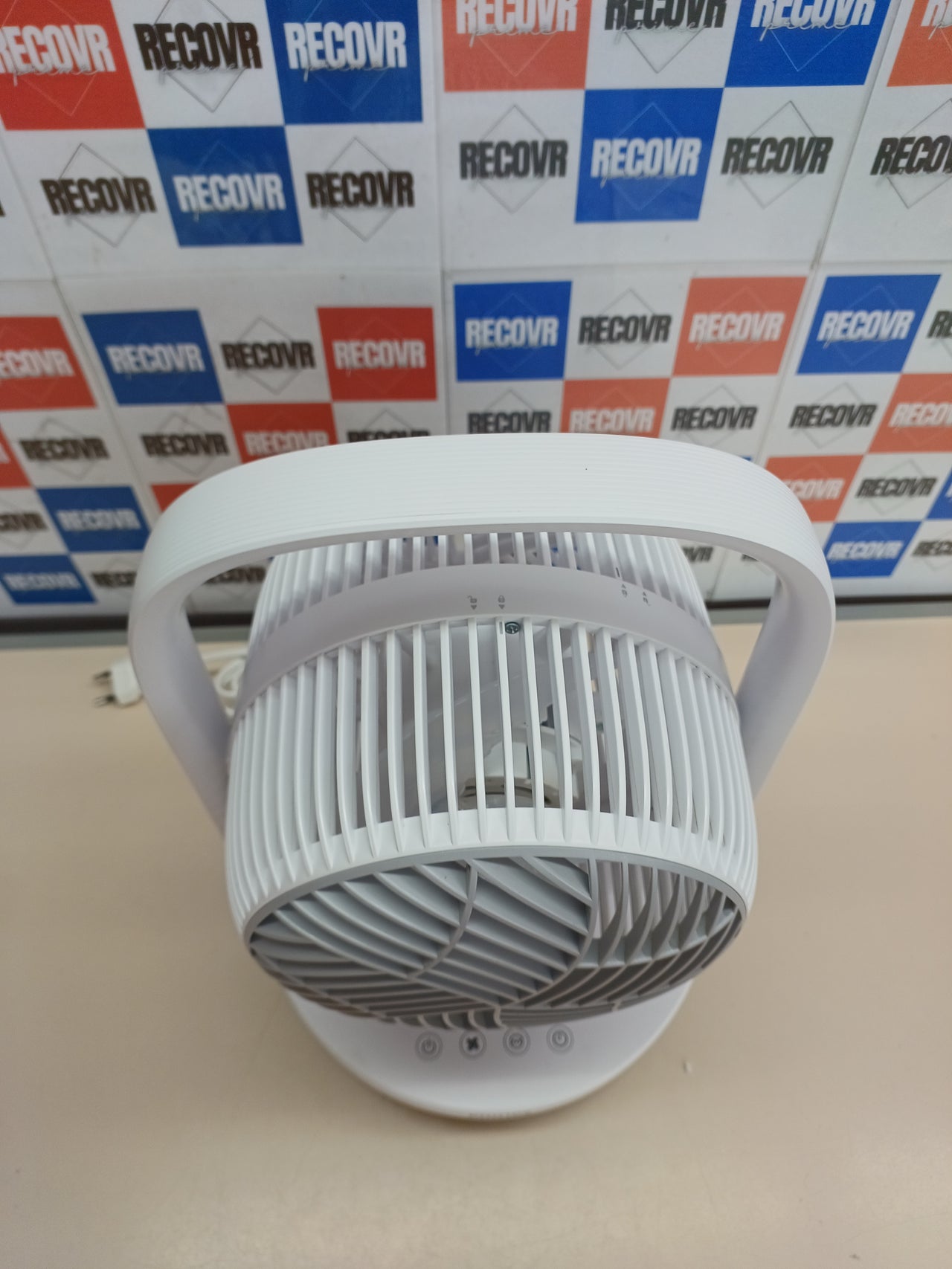 Ventilador sobremesa ultrasilencioso 23 dB con temporizador – Philips