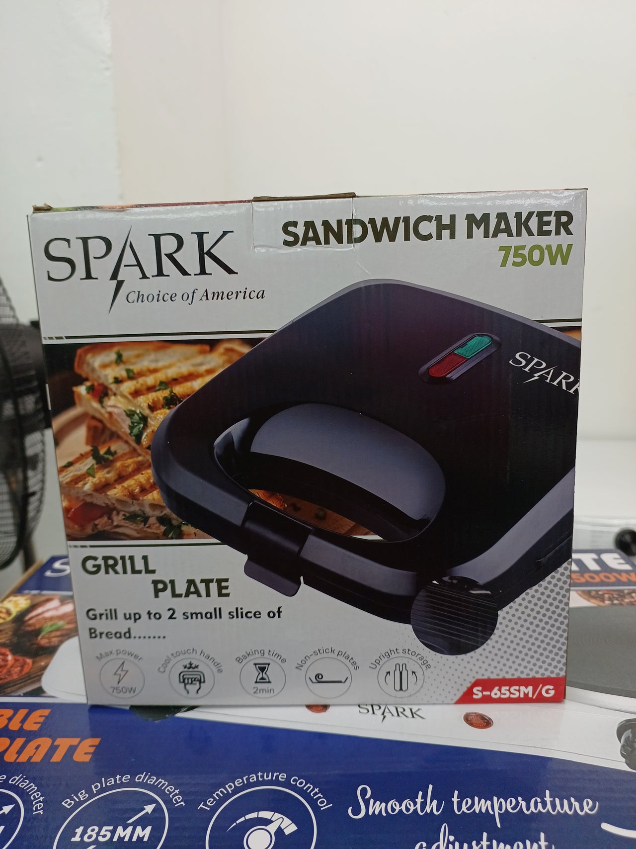 Sandwichera 750W Parrilla Spark S-65SM/G