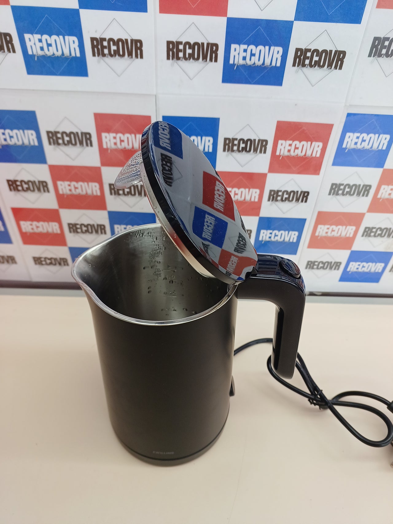 Hervidor eléctrico 1850 W 1,0 L acero negro antical – ZWILLING ENFINIGY