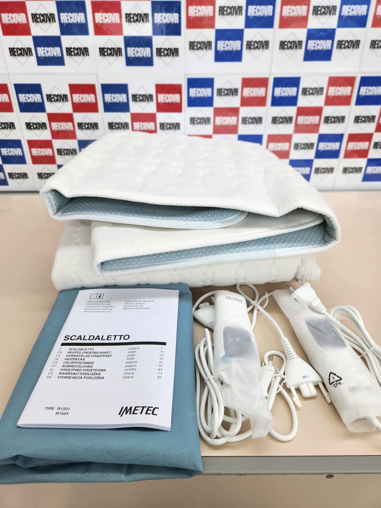 Imetec Adapto Recreo, Calientacamas doble 150 x 160 cm, Calentamiento rápido, Temperatura constante y personalizable, Tejido acolchado hipoalergénico lavable, Made in Italy, Control 6 temperaturas