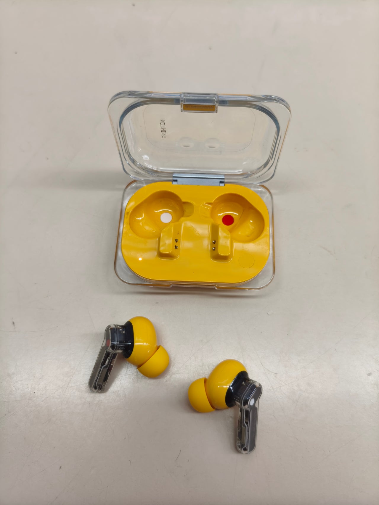 Auriculares Nothing Ear (a) inalámbricos Bluetooth