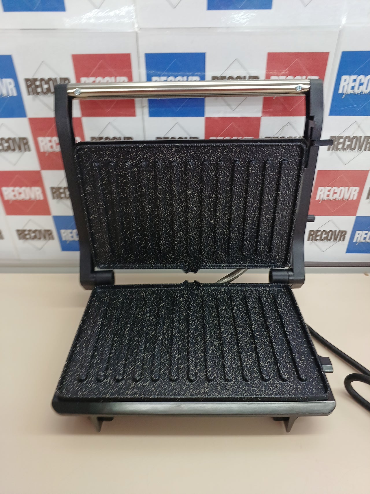 Parrilla grill eléctrica 1000-2000 W antiadherente 180° - Grunkel