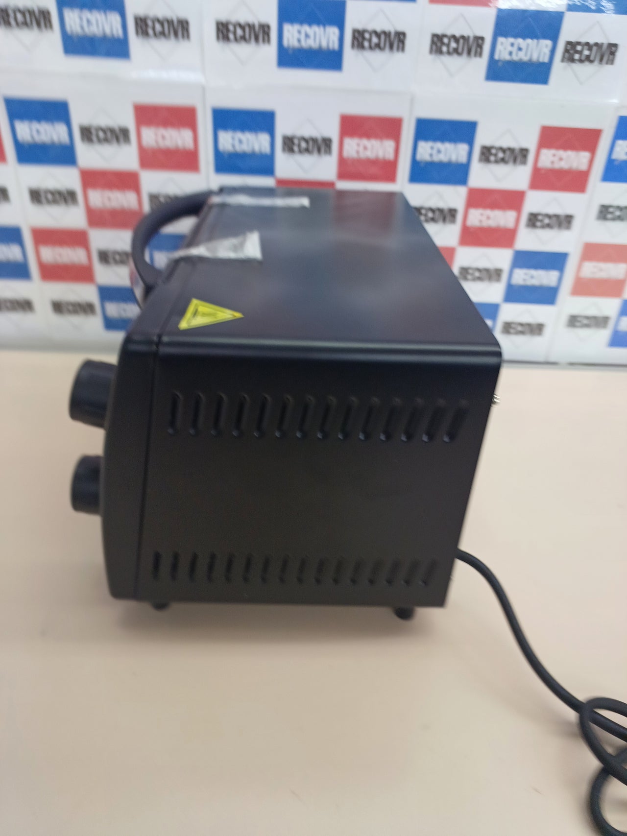 Horno eléctrico 10 L con temporizador y luz ARDES