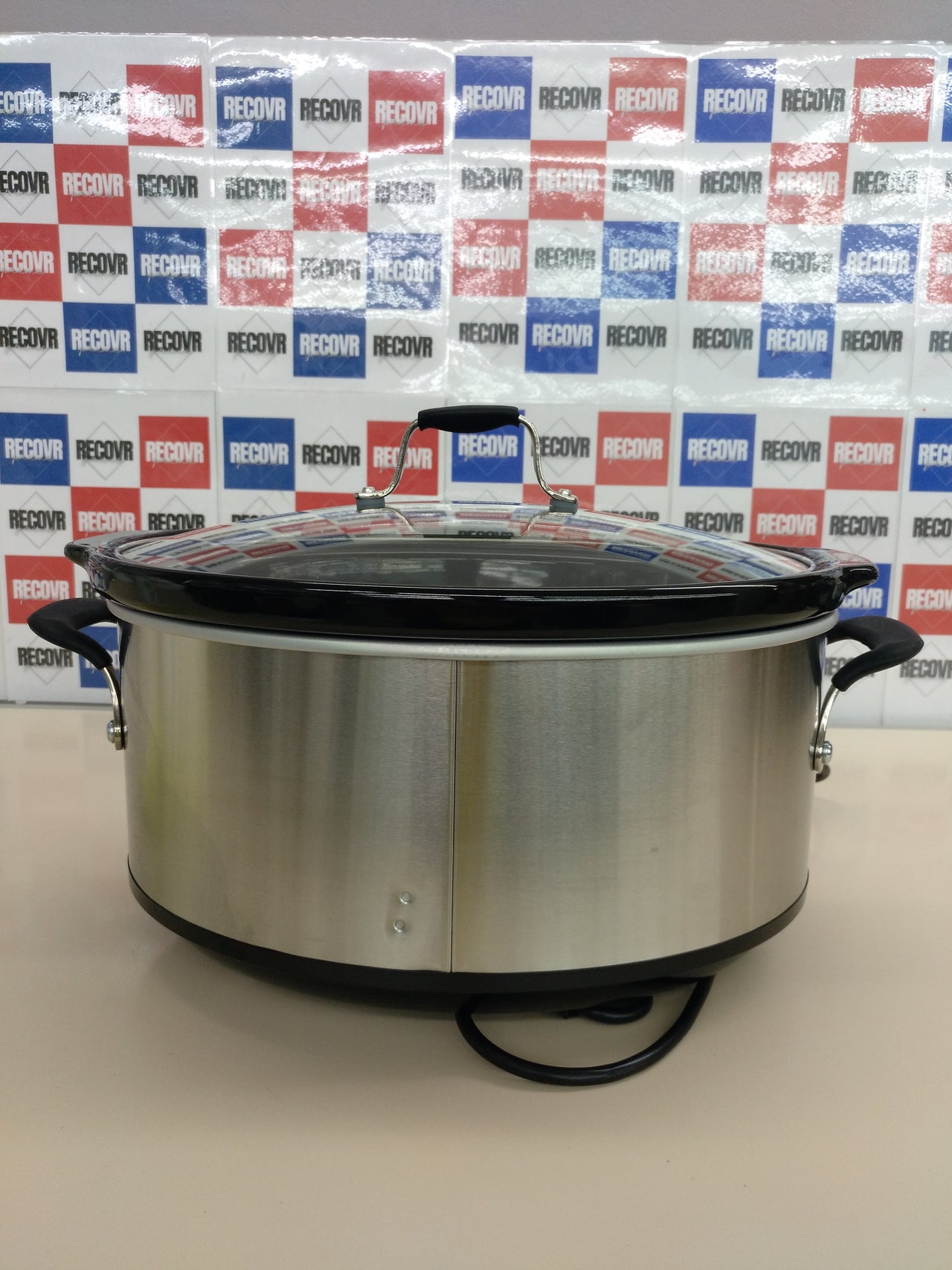 Electrolux ESC7400 - Olla de cocción lenta con display digital y 6,8 l de capacidad