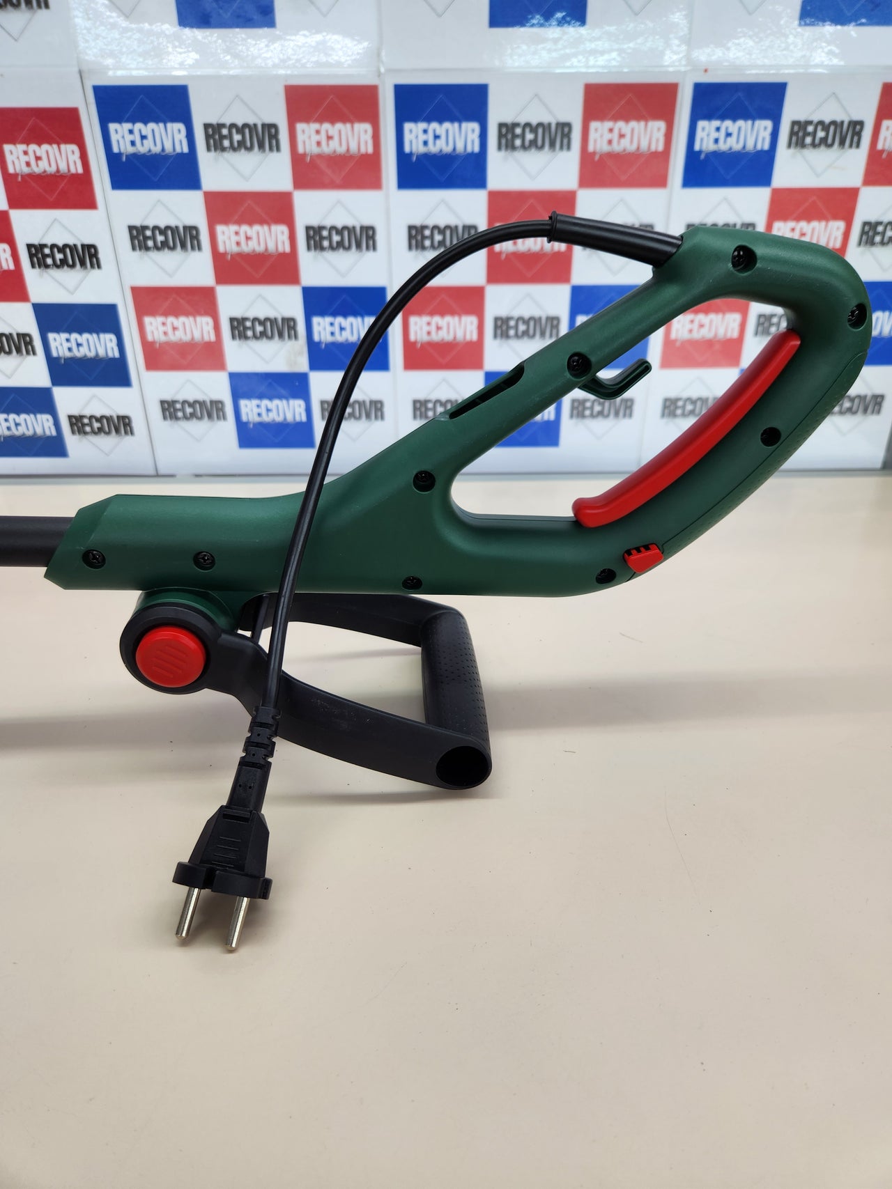 Bosch Home and Garden cortabordes eléctrico EasyGrassCut 23 (280 W, diámetro de corte de 23 cm, embalaje en caja)