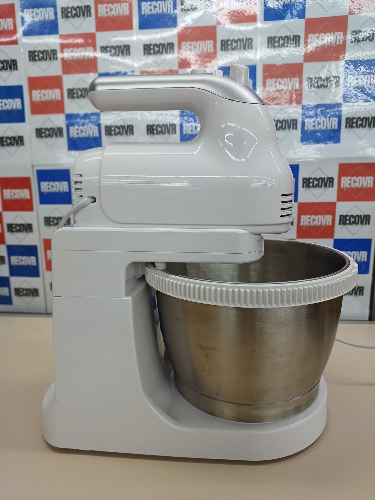 Batidora 3.5L,500 W, Varillas PowerTwist 500 Steel.  Bol Autogiratorio de Acero Inoxidable de 5 Niveles de Velocidad, Función Turbo, Diseño Ergonómico, 3 Accesorios