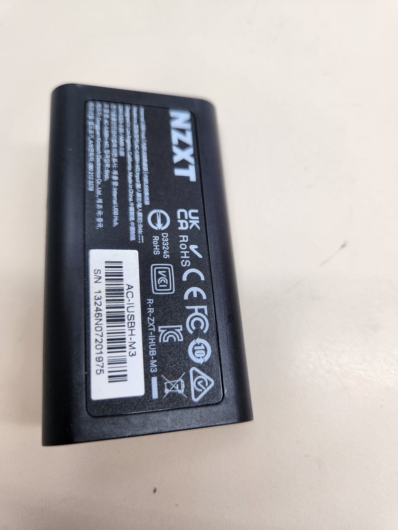 Hub USB Interno 3 - AC-IUSBH-M3 - 4 Puertos USB 2.0 NZXT