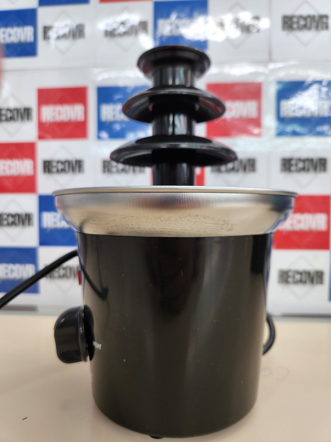 Fuente chocolate 32W, 0.4L con 3 alturas, 22.5 cm de altura, función para mantener el chocolate caliente, piezas aptas para lavavajillas, carcasa de acero inoxidable,  Princess 292994