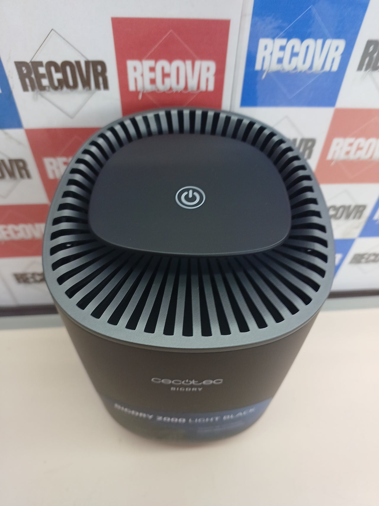 Deshumidificador 300ml/día 23W compacto Cecotec