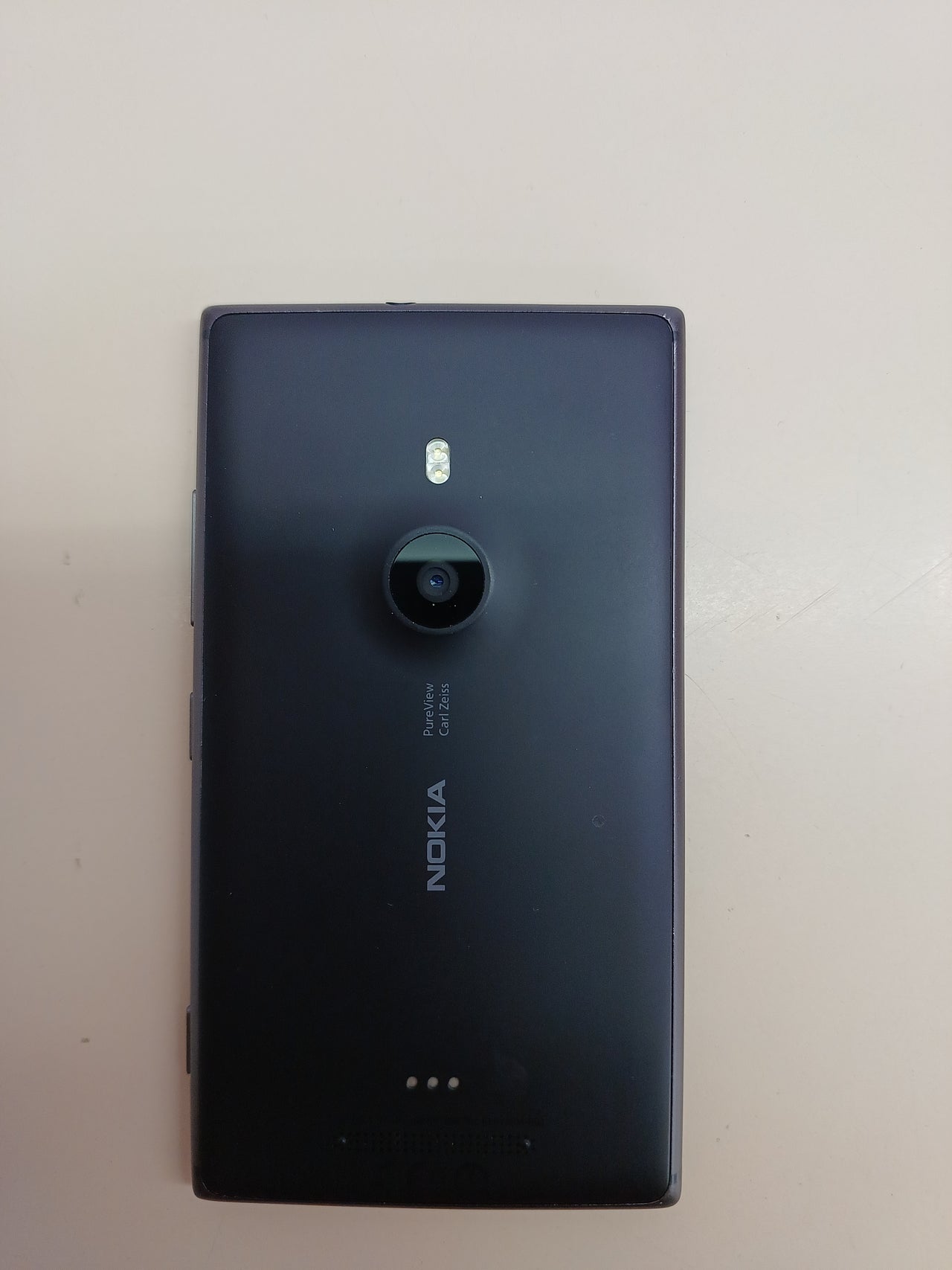 Nokia Lumia 925 16GB NFC LTE - Smartphone