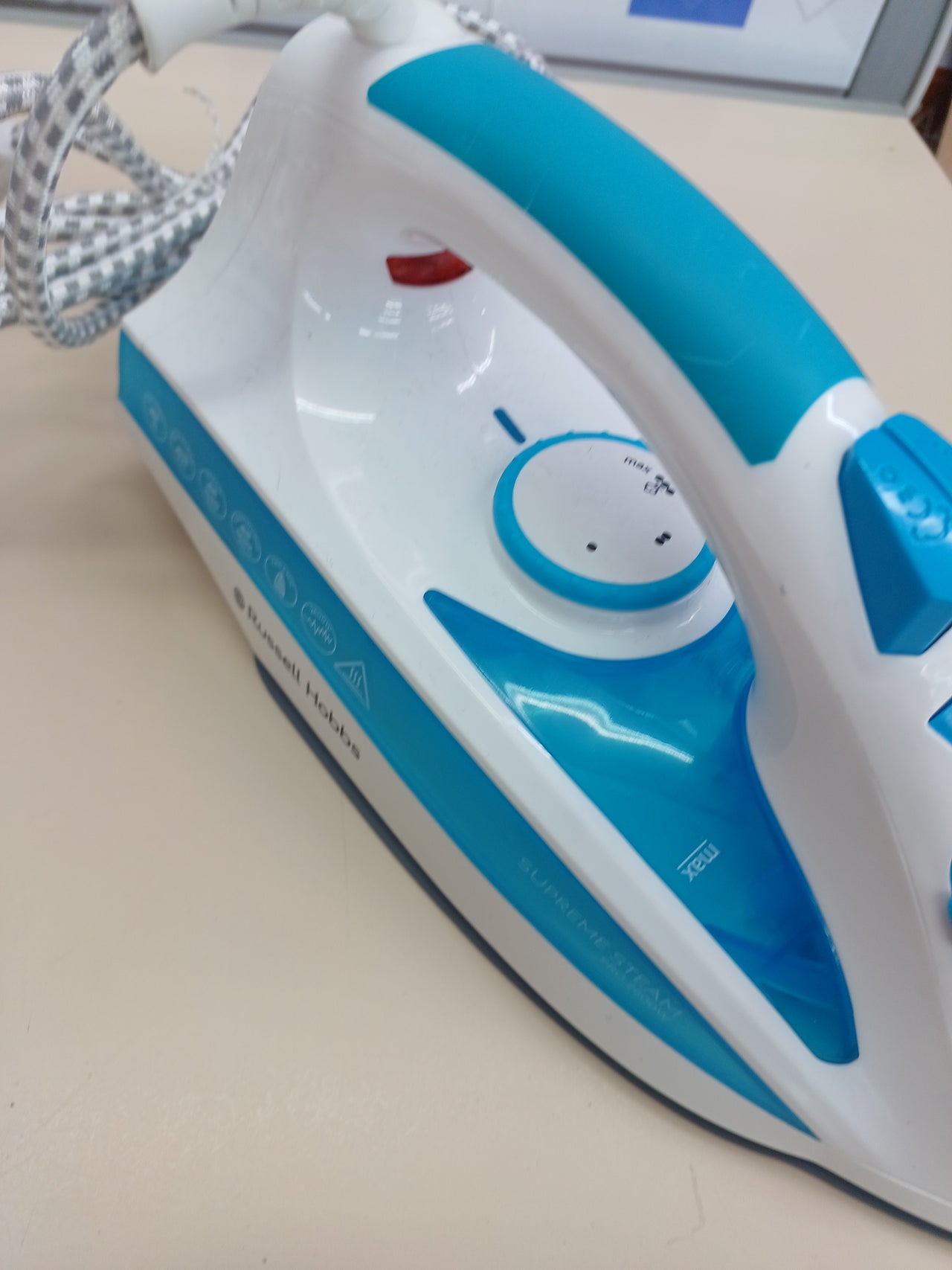 Plancha 2600W Cerámica  Russell Hobbs, Blanco/Azul.