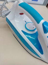 Plancha 2600W Cerámica  Russell Hobbs, Blanco/Azul.