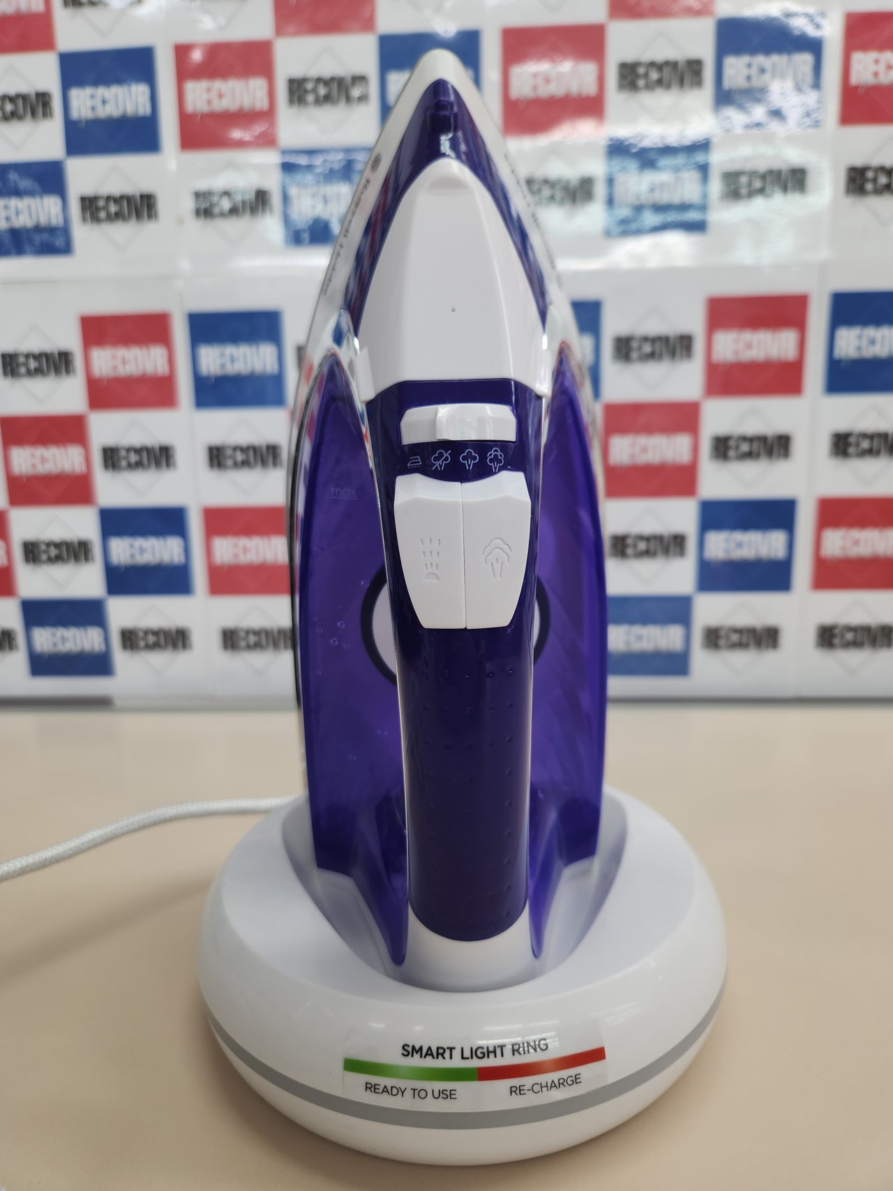 Plancha 2400W Sin Cable Supreme Steam Cordless, Suela de Cerámica, Plancha Inalámbrica, Golpe Vapor 135g, Antical, Antigoteo, Apagado Automático, Morado y Blanco - 23300-56 Russell Hobbs