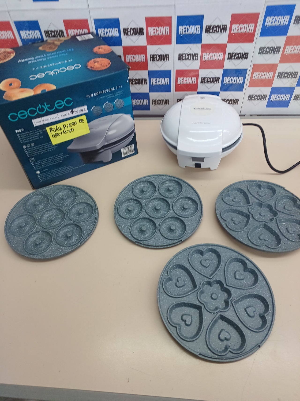Gofrera 3 en 1 700W placas intercambiables - Cecotec