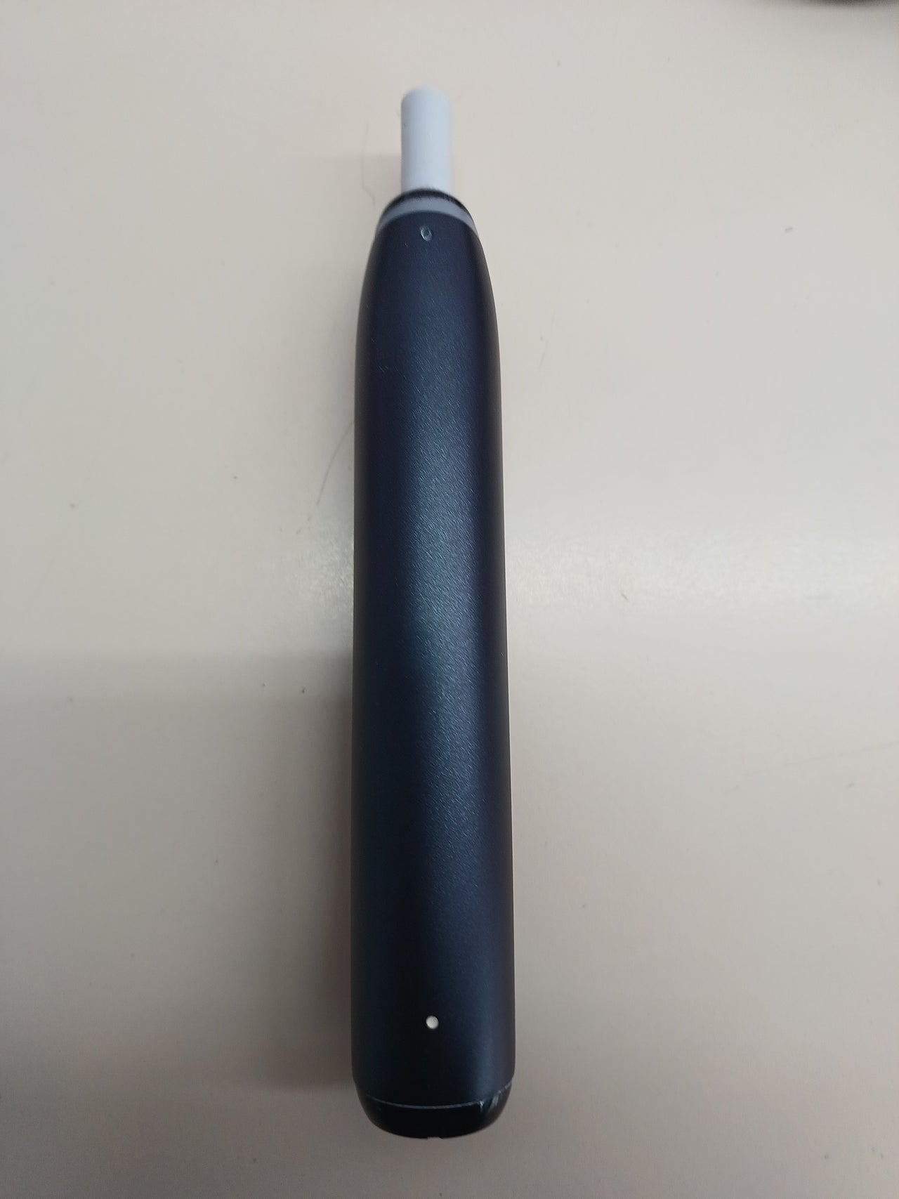 Cepillo eléctrico iO7N negro con funda Oral-B