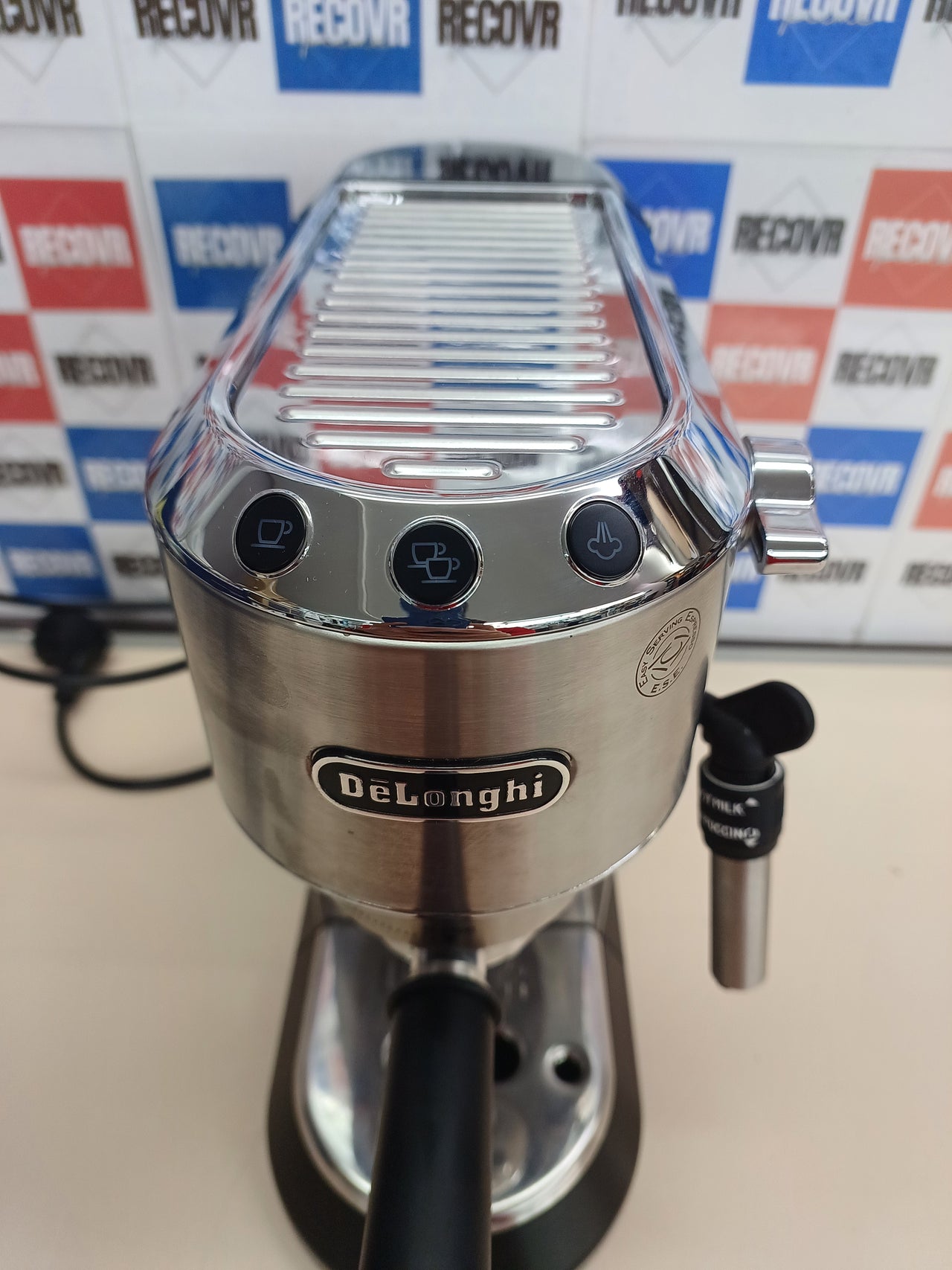 Cafetera espresso compacta 1,3 L – De'Longhi