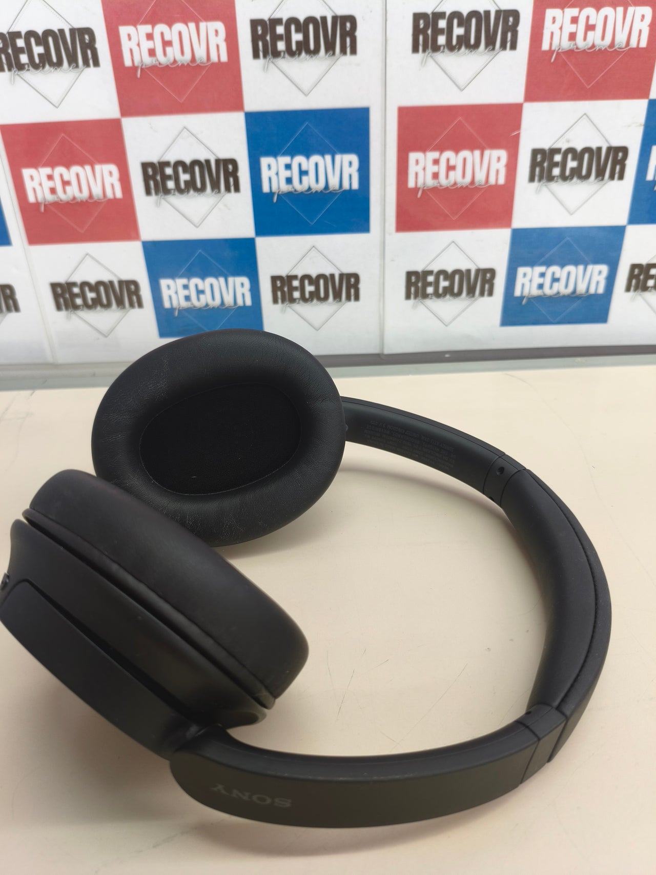 Auriculares Sony WH-CH720N inalámbricos con cancelación de ruido negros