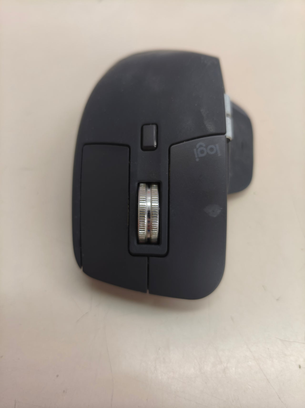Logitech MX Master 4, ratón inalámbrico ergonómico