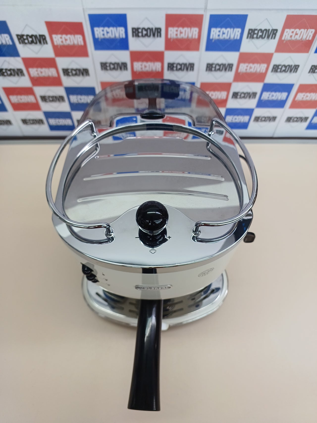 DeLonghi Eco 311 - Cafetera automática, 1100 W, 1.4 L, color plateado