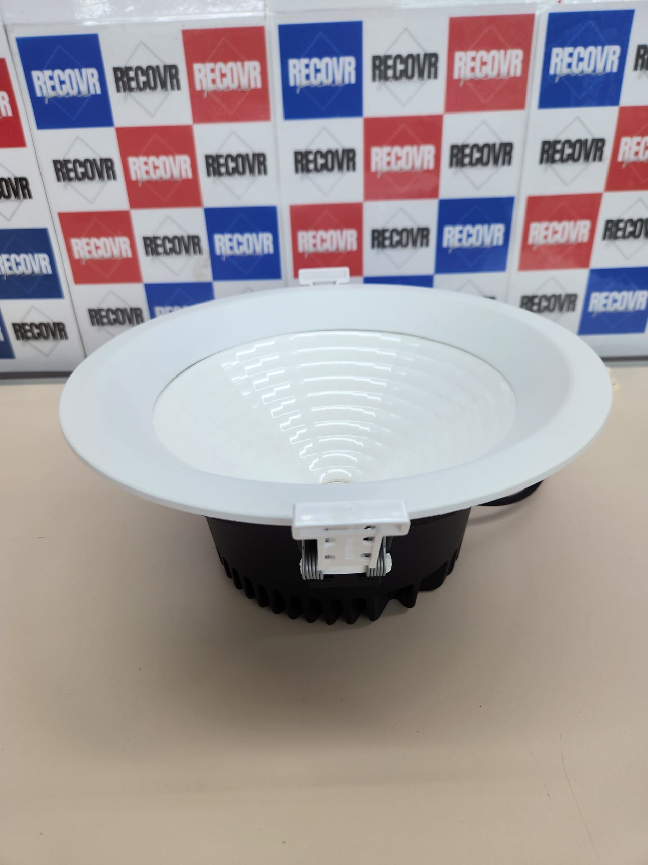 Foco empotrable LED 17,4 W 4000 K Normalit EE34B
