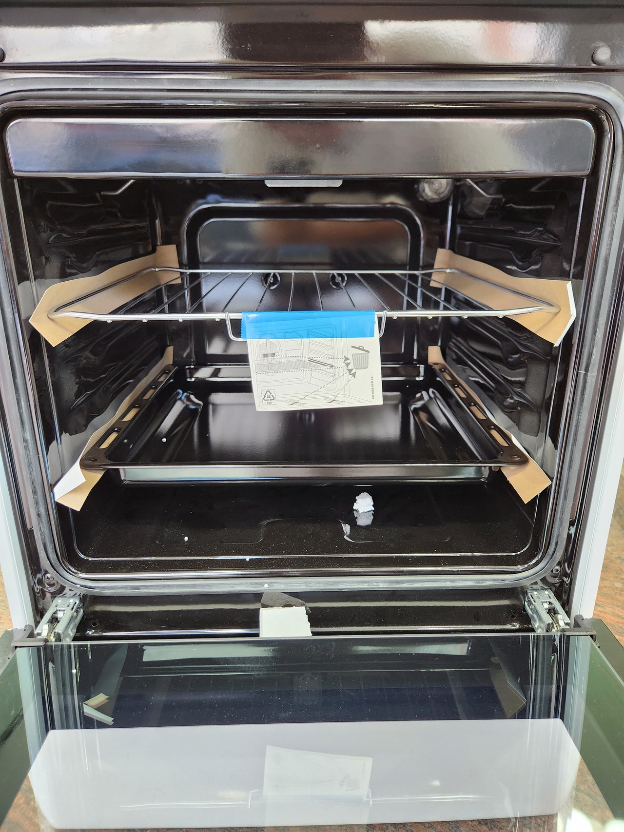 Cocina 50x50 cm gas y horno eléctrico Beko