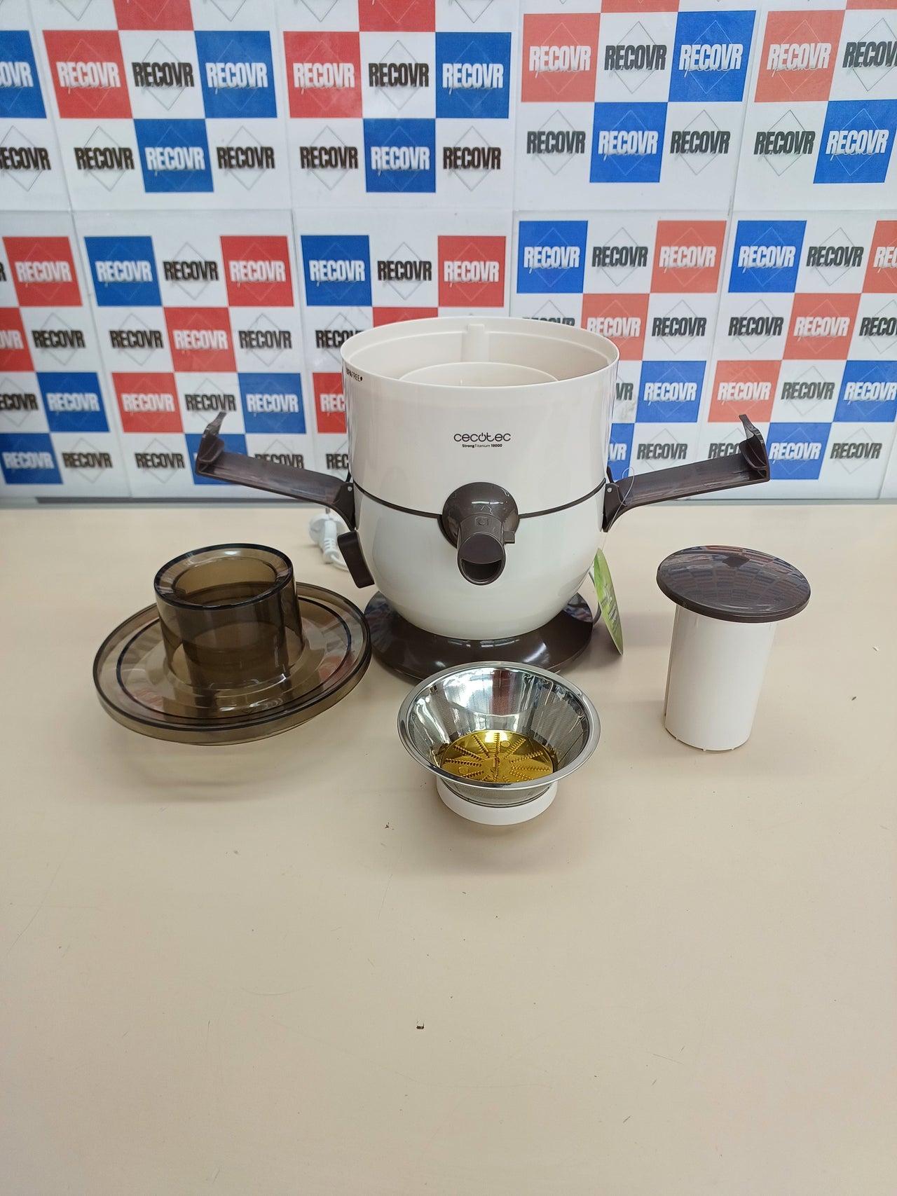 Licuadora Cecotec StrongTitanium 19000 rpm 650W