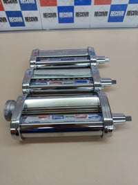 Thumbnail for KitchenAid 3 Piece Roller Attachment Set Liso Y Rodillos CORTANTES para Pasta DE 3 Piezas 5KSMPRA, 300 W, 0 Decibelios, Acero Inoxidable, Aciero