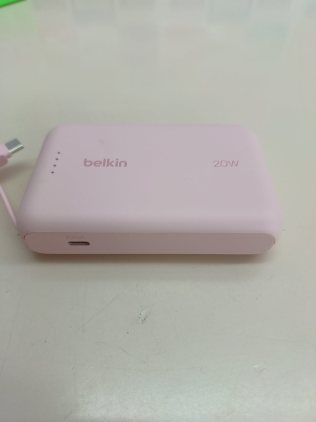 Powerbank 10 000 mAh con cable integrado PD 20W - Belkin