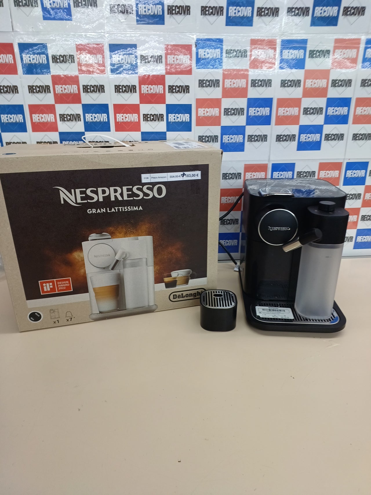 Cafetera cápsulas 19 bar con espuma automática - Nespresso