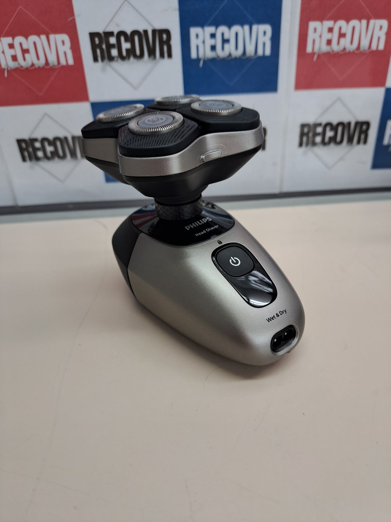Afeitadora cabeza flexible 360° Philips Serie 9000 Pro