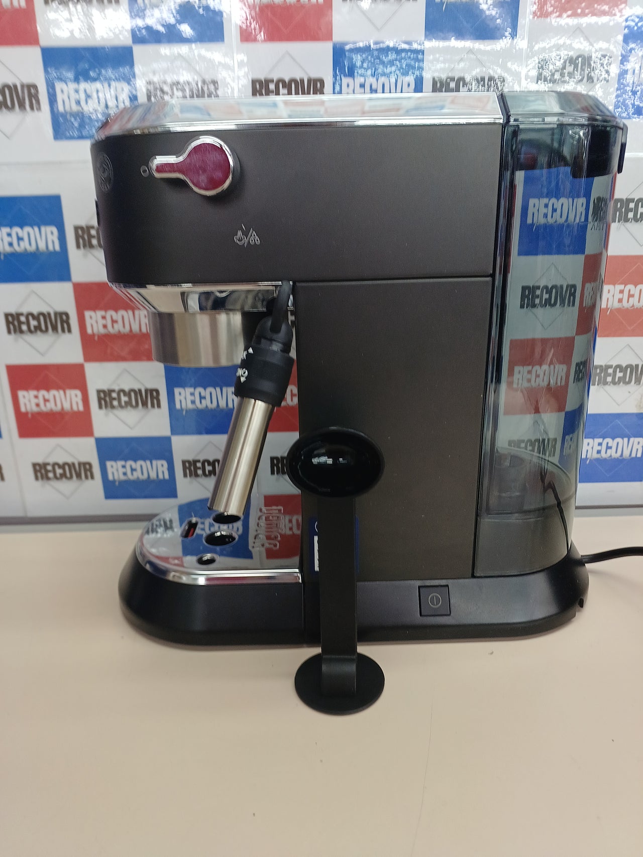 Cafetera espresso acero inox 1,3 L – De'Longhi