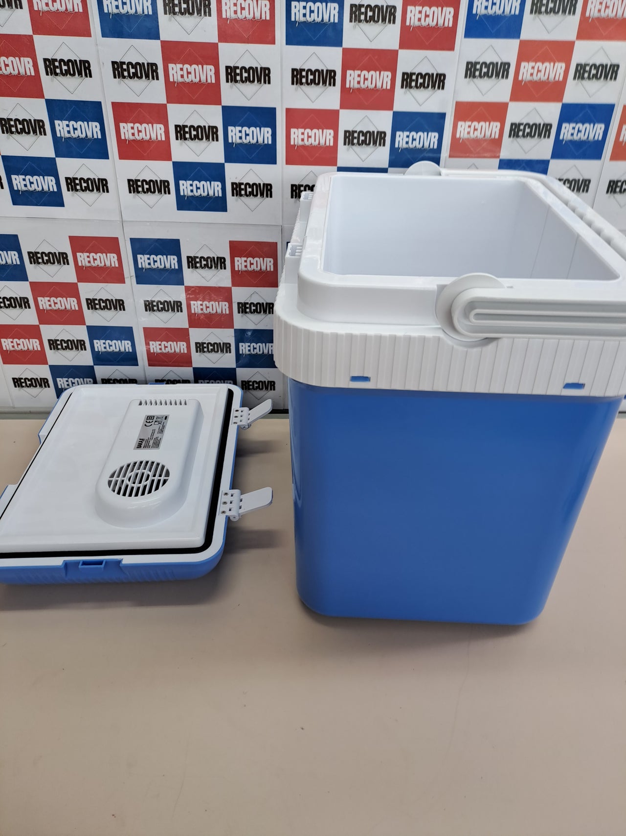 Nevera eléctrica portátil 24 L frío/calor – Bakaji