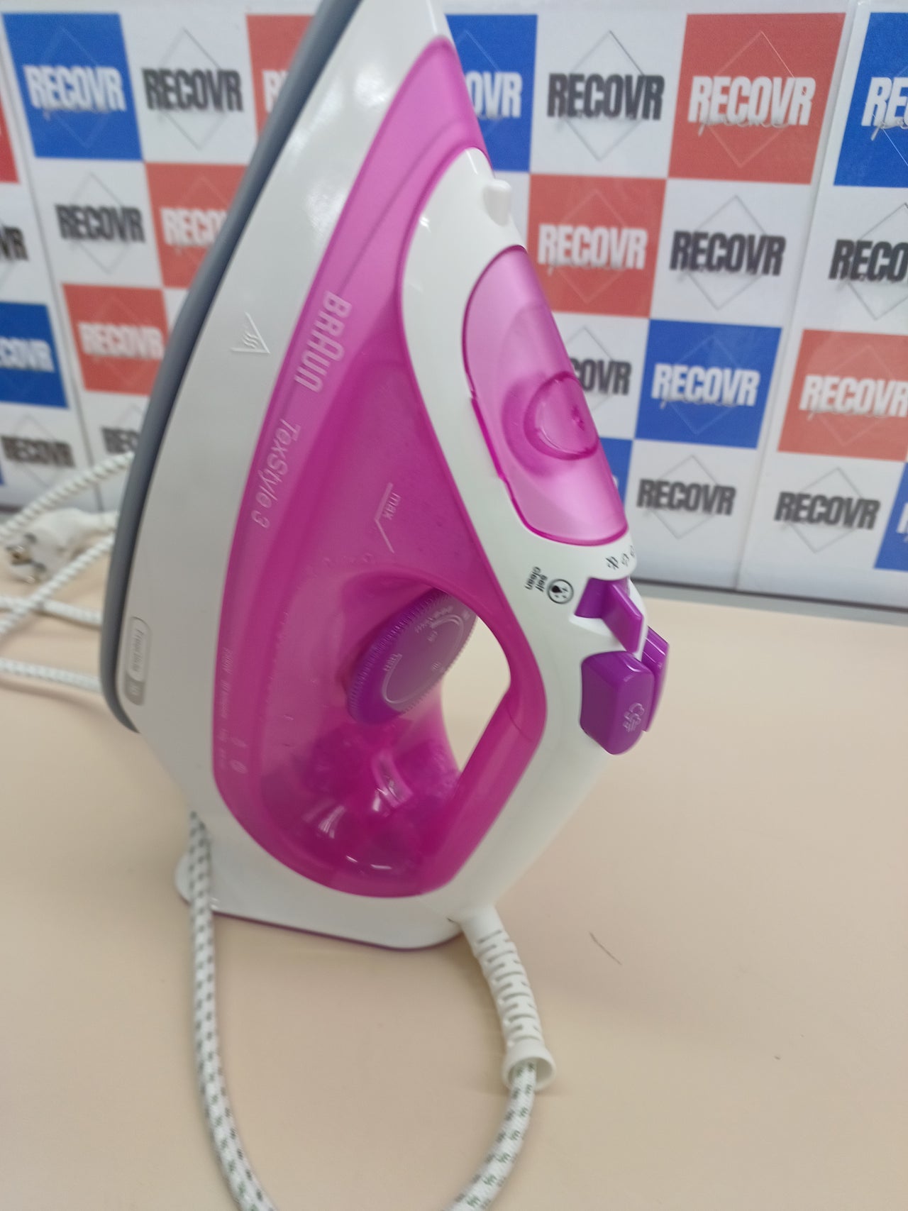 Plancha ropa vapor Texstyle, 2300 W, suela bidireccional 3D SuperCeramic, déposito 270 ml, Frambuesa, Púrpura, 140 gr/min Braun Hogar.