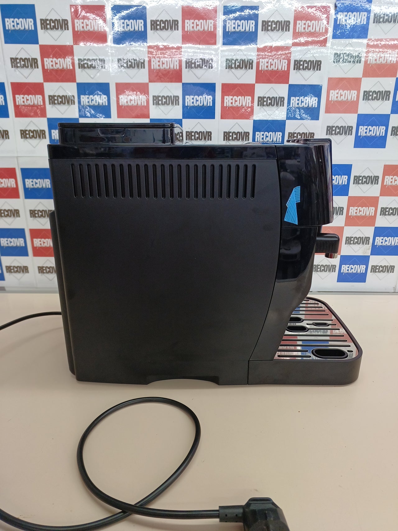 Cafetera superautomática De’Longhi Magnifica Start