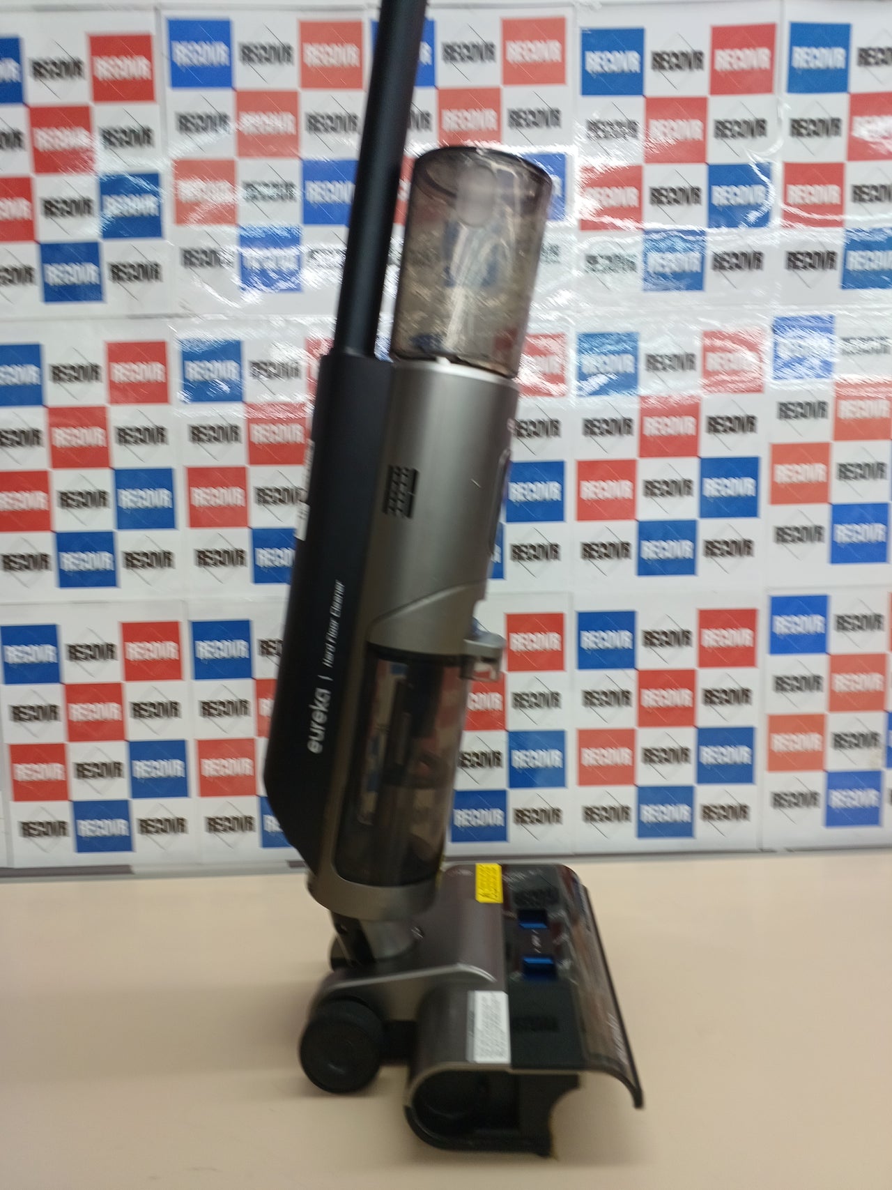 Aspiradora fregona sin cable multisuperficie voz Eureka