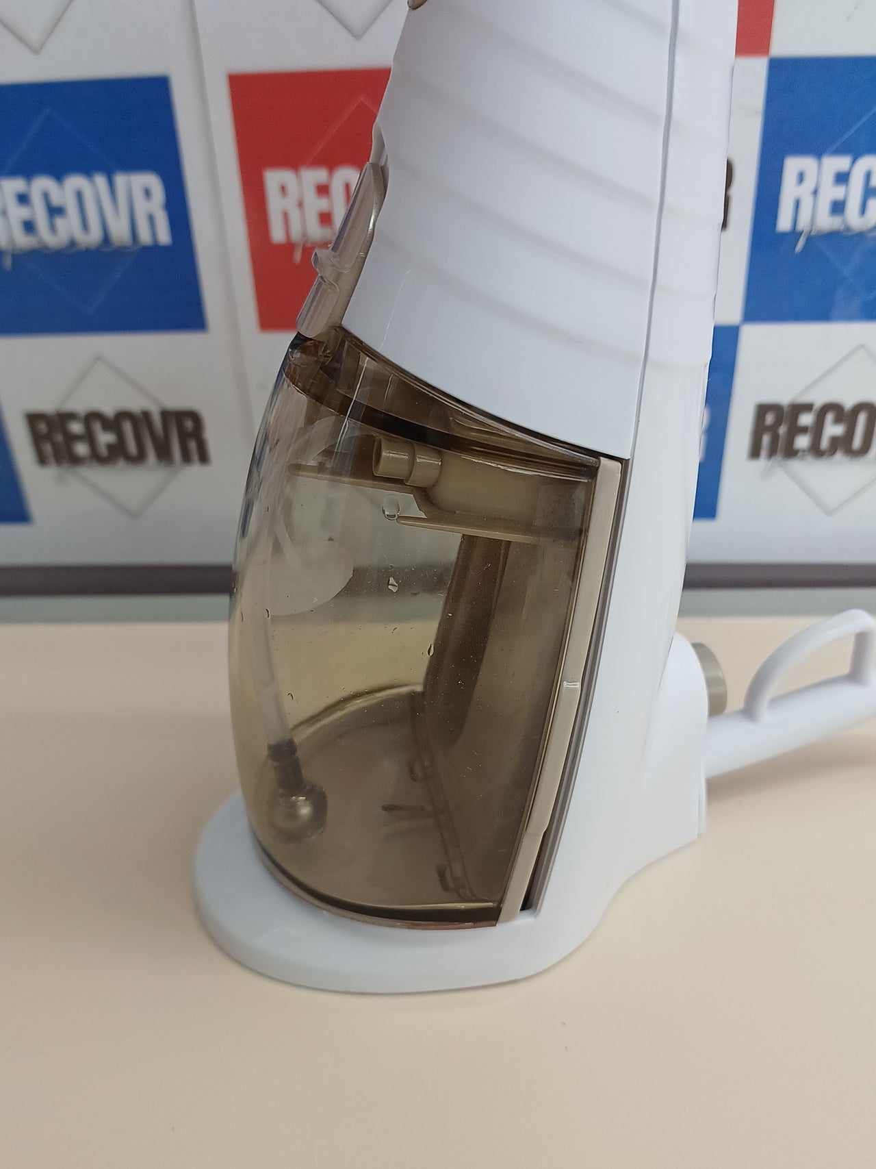 Plancha vapor vertical 1560W 20 min tanque 230 ml - Conair GS59XE