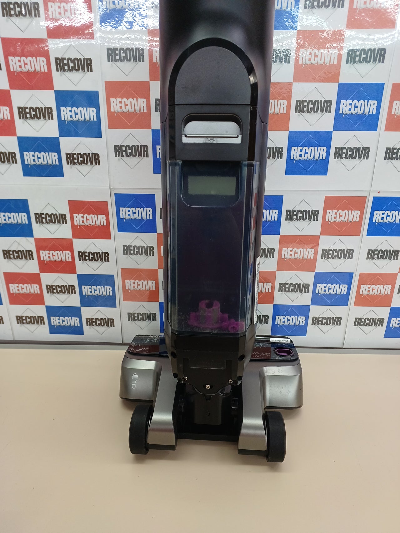 Aspiradora Fregadora Eureka RapidWash NEW630