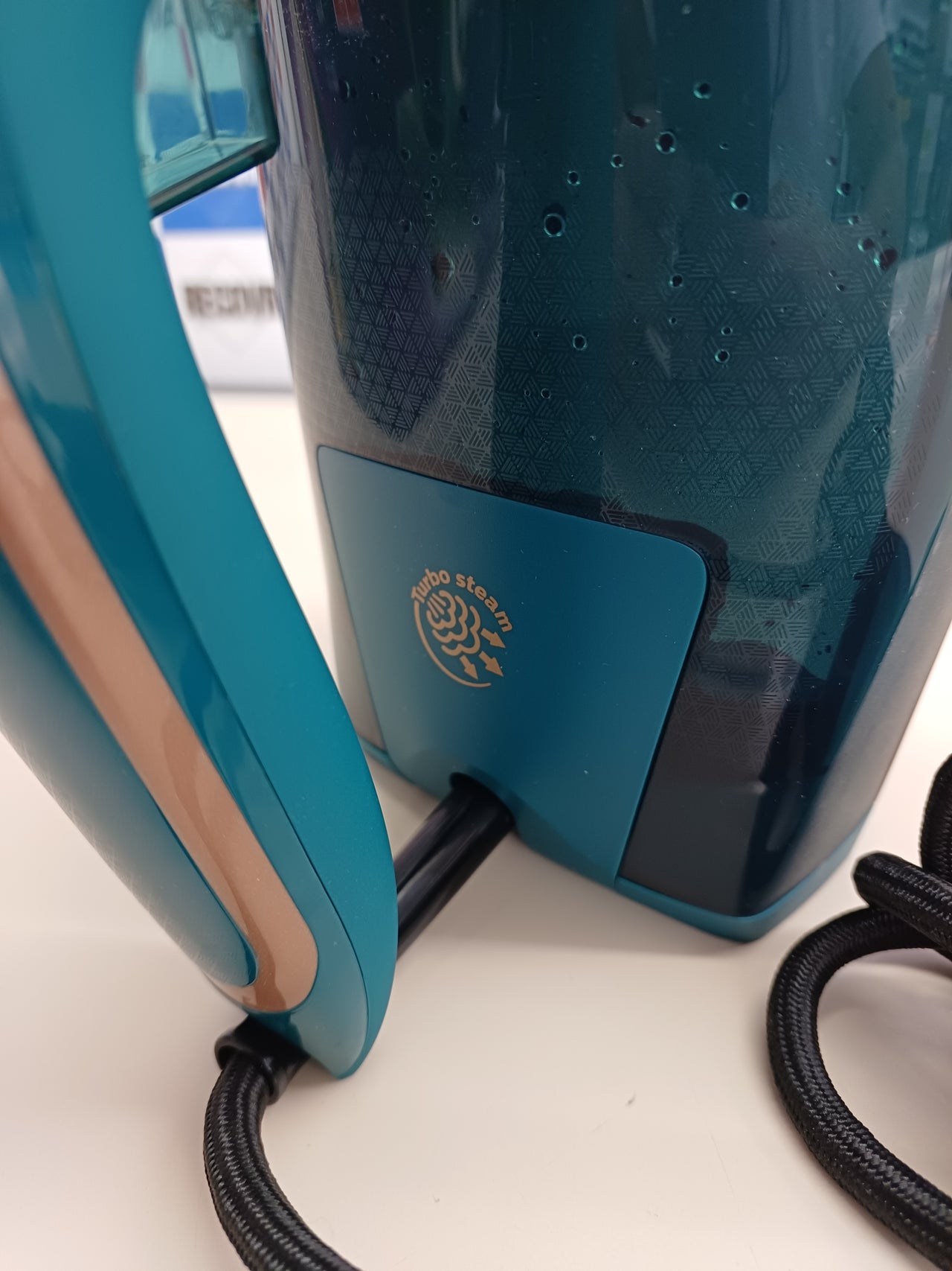 Plancha De Vapor Philips Azur Serie 8000, 3000W, 240g Turbo steam