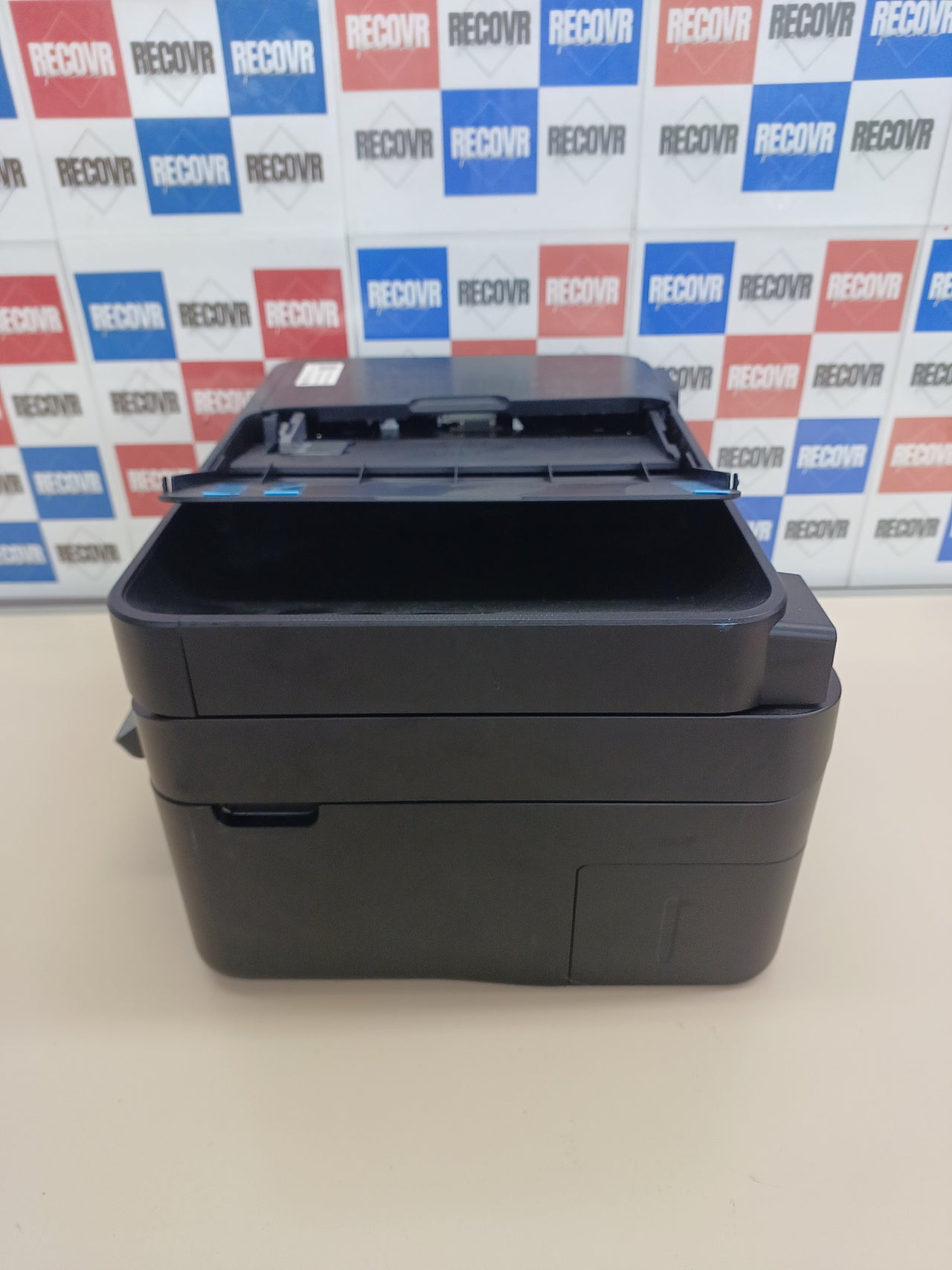 Impresora multifunción A4 con Wi-Fi y fax EPSON