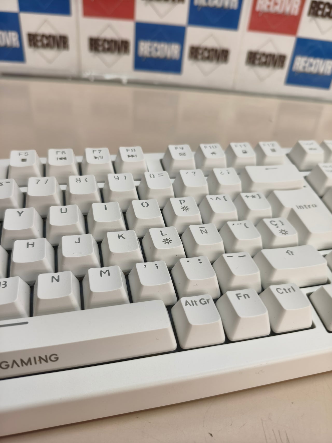 Teclado mecánico gaming Mars Gaming MKPRO