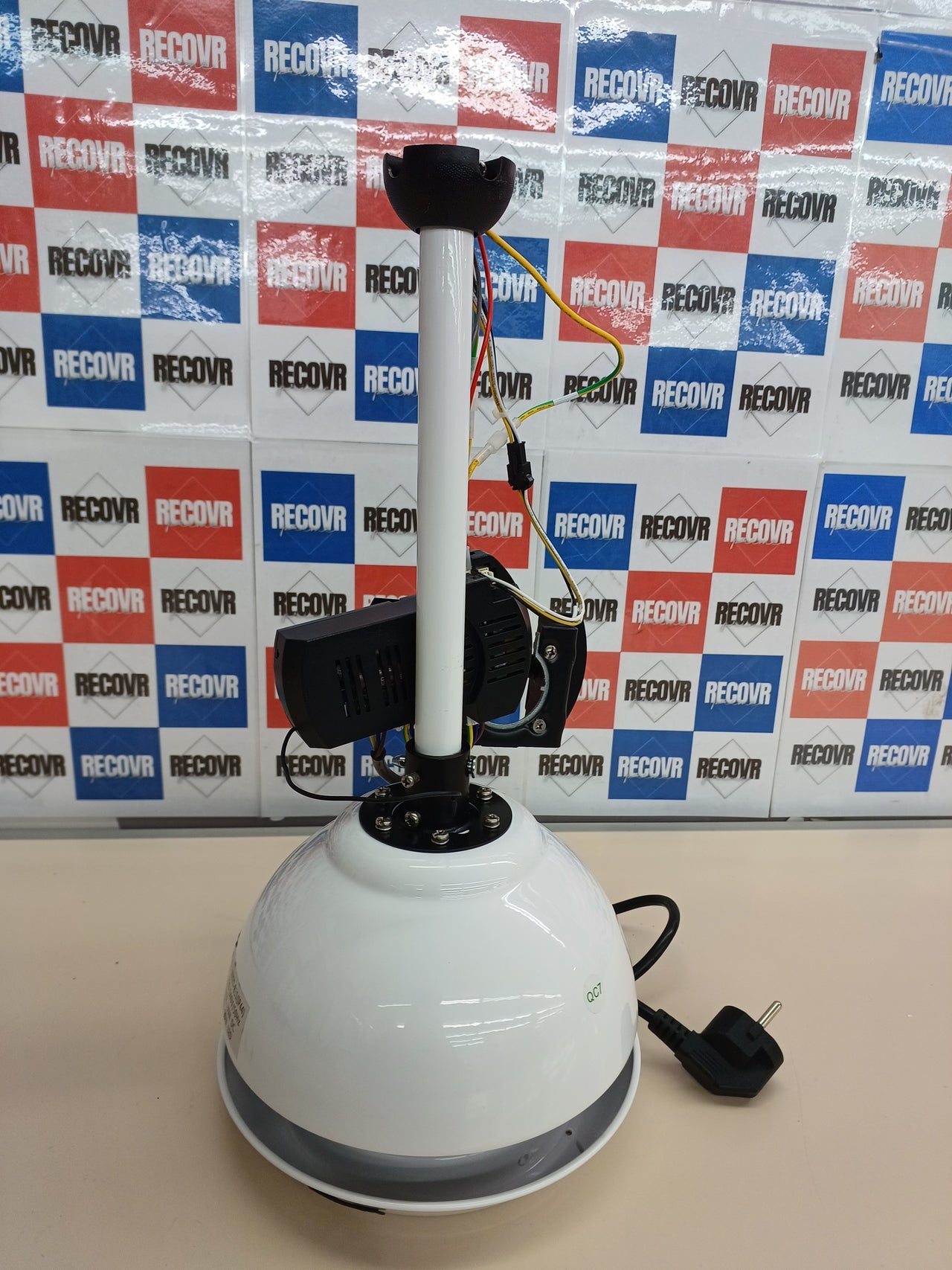 Ventilador techo 132 cm con luz 6 velocidades Reiga