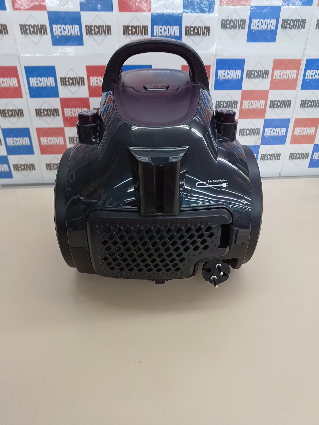 Aspirador Trineo Bosch BGC05AAA1 Sin Bolsa Morado