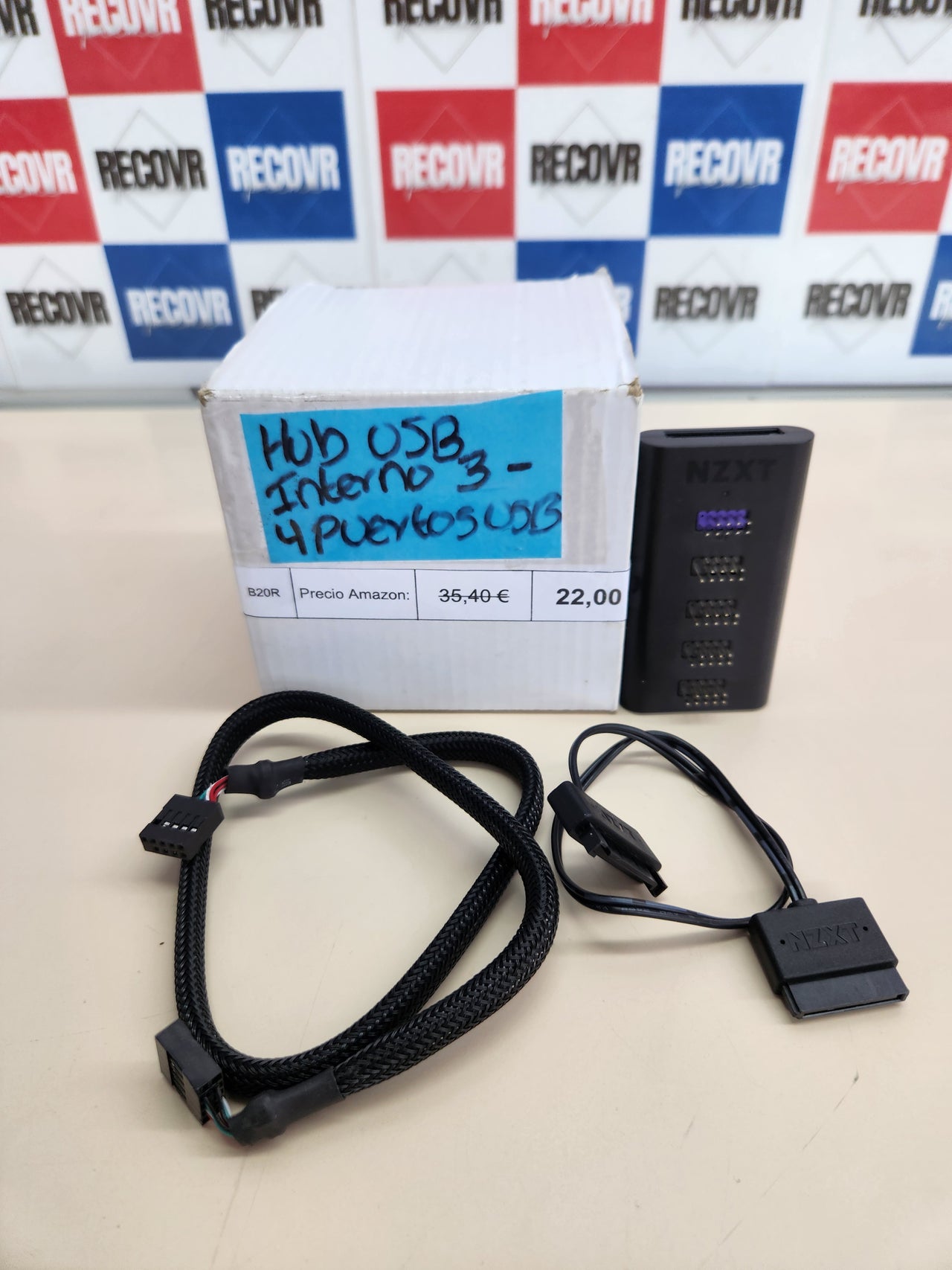 Hub USB Interno 3 - AC-IUSBH-M3 - 4 Puertos USB 2.0 NZXT